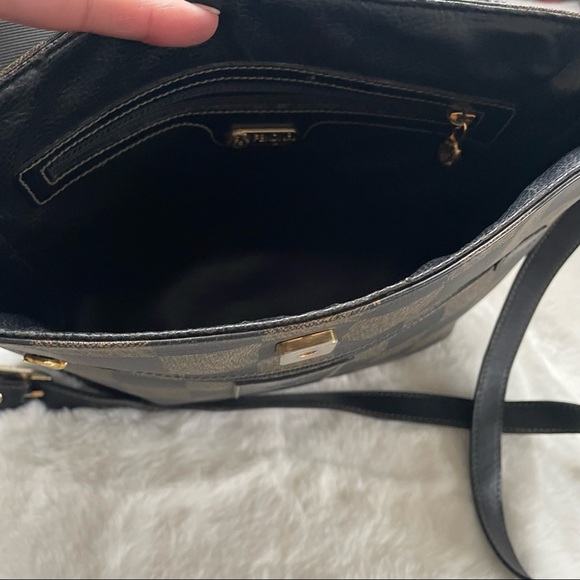 Vintage Fendi crossbody bag - Picture 13 of 15
